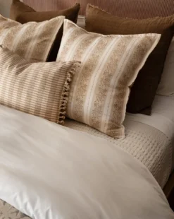 Adriana Pillow