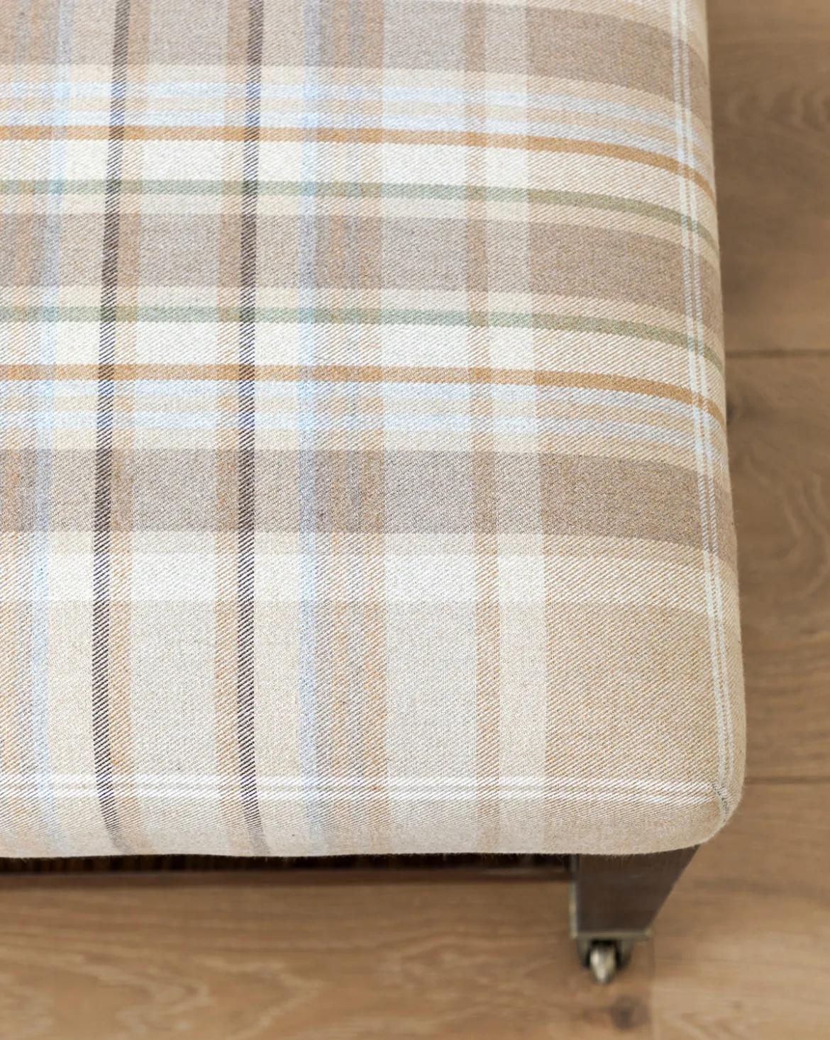 Antoinette Coffee Table Ottoman