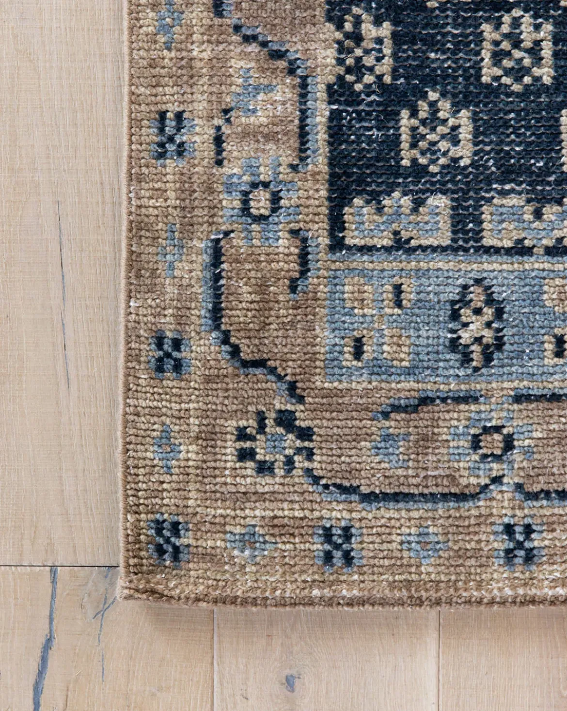 Anya Indigo Hand-Knotted Wool Rug