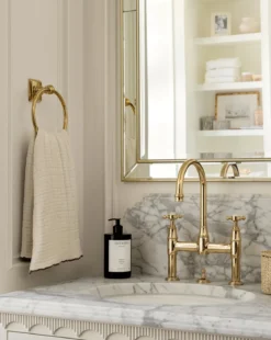 Cassidy Waffle Hand Towel
