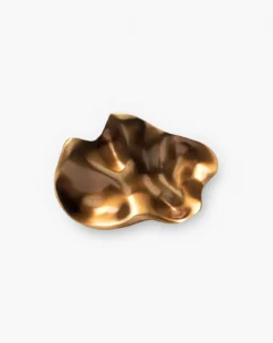 Chiffonner Metal Object