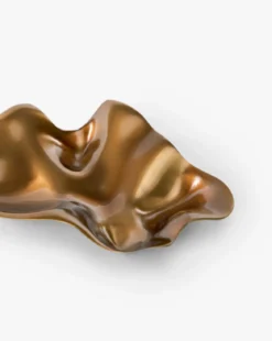 Chiffonner Metal Object