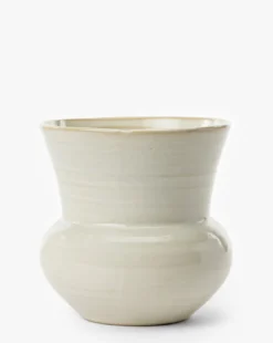 Colchester Planter
