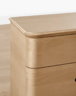 Delaney Dresser