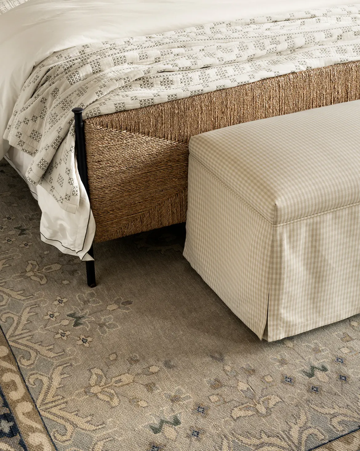 Deveraux Hand-Knotted Wool Rug