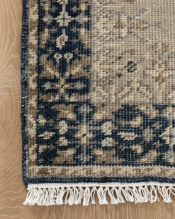 Deveraux Hand-Knotted Wool Rug