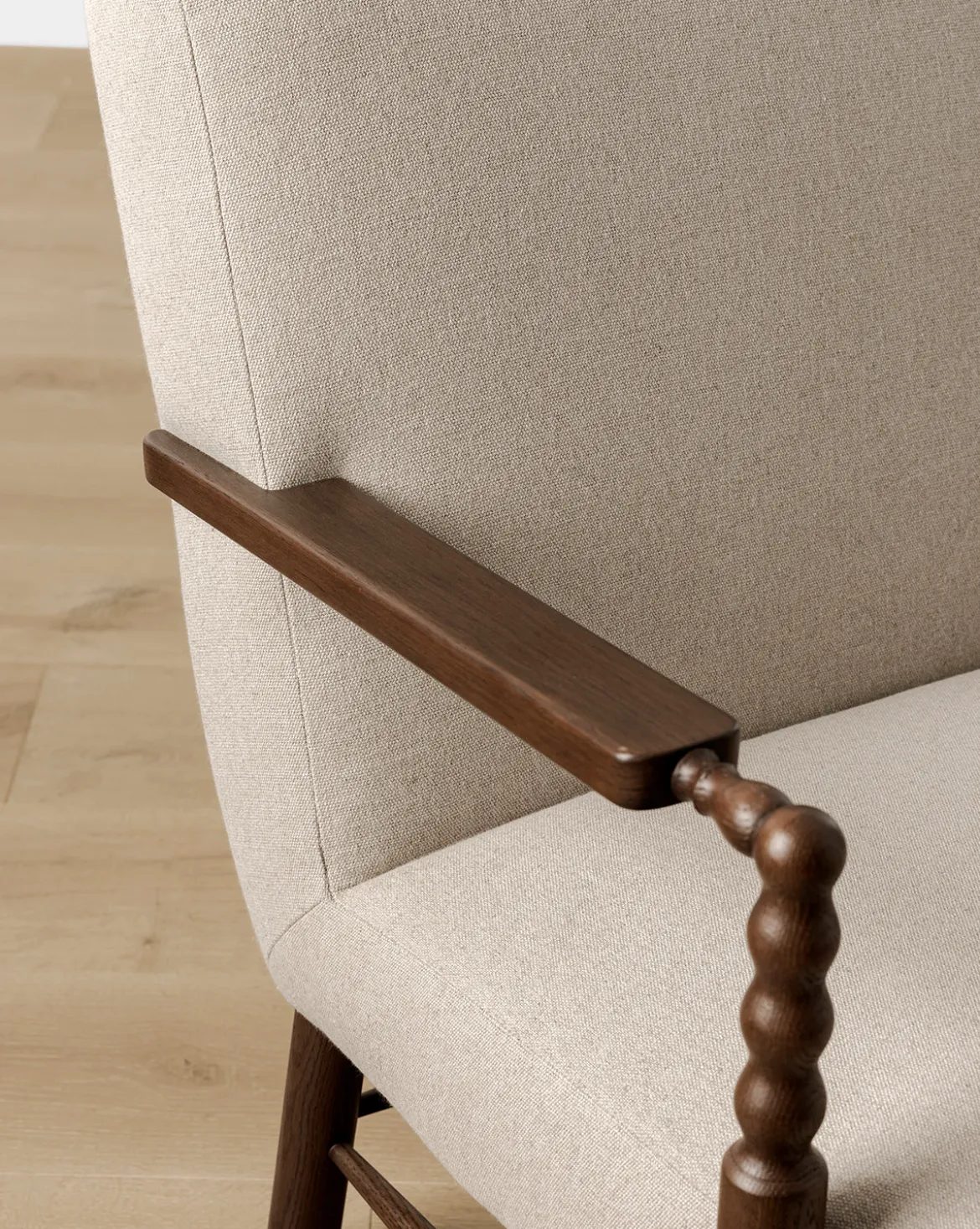 Earnshaw Lounge Chair