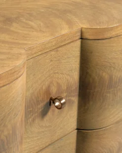 Eliasson Chest