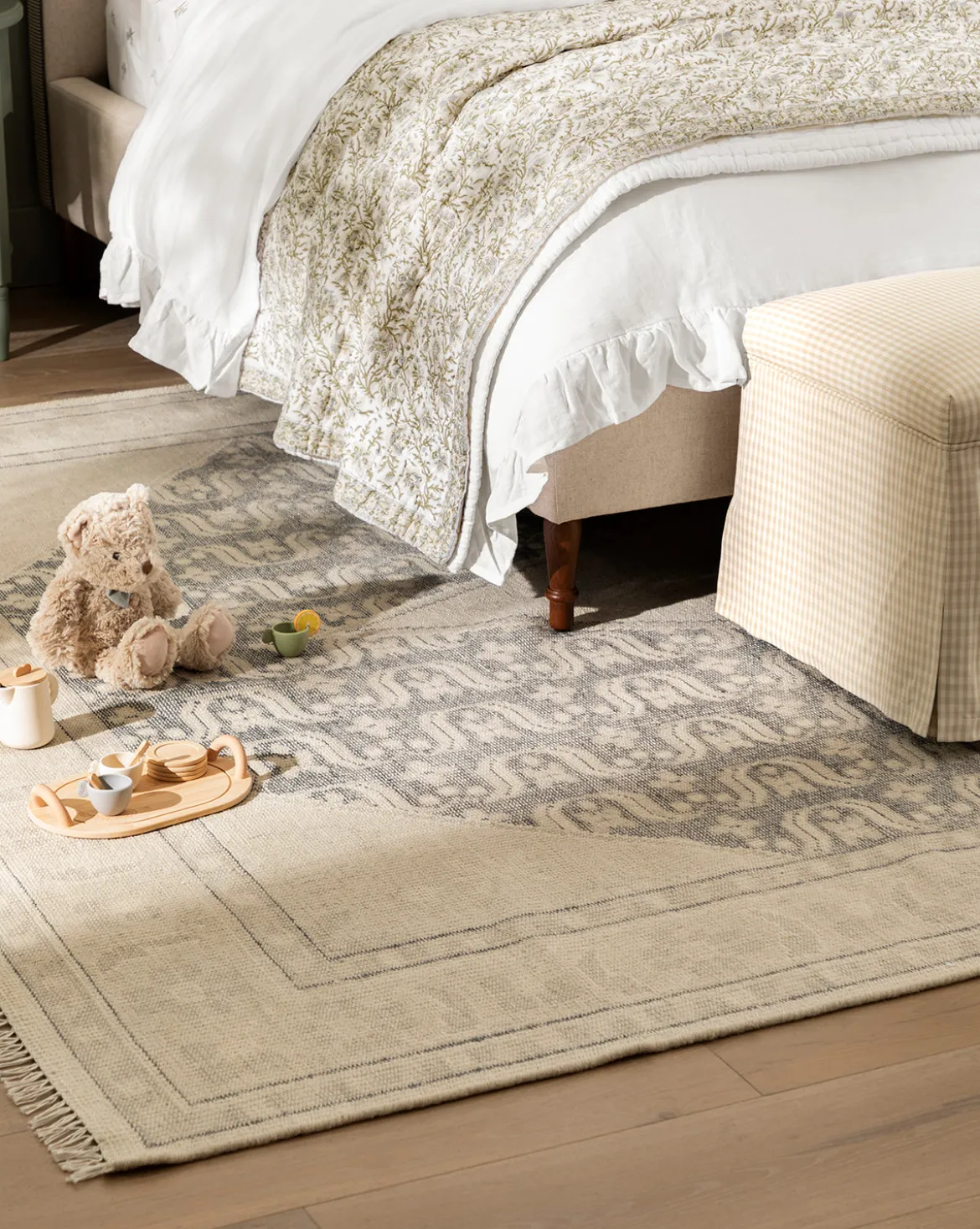 Elin Hand-Knotted Wool Rug