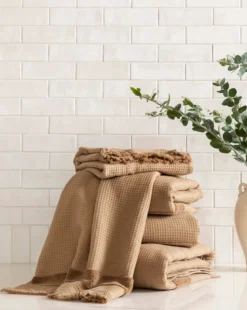 Ellis Organic Bath Collection