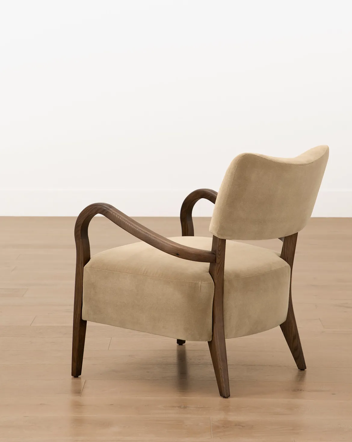 Etienne Lounge Chair