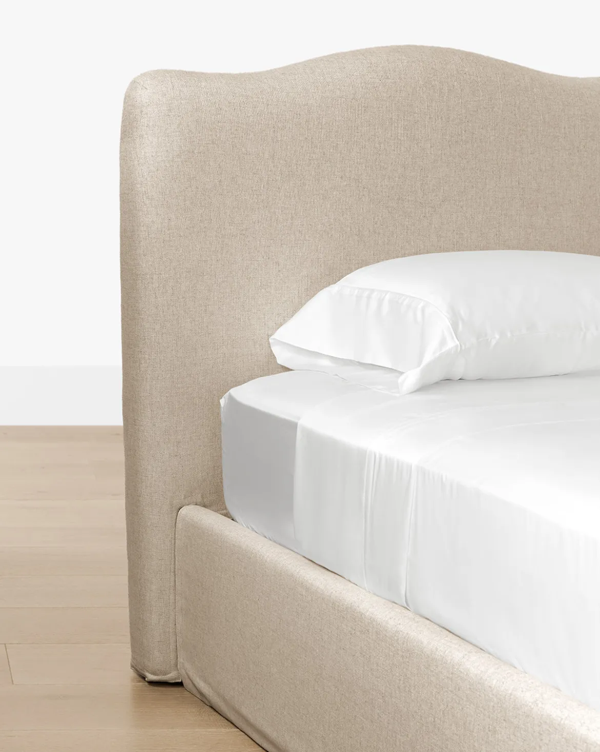 Henrietta Bed (Ready to Ship)