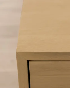 Huxton Dresser