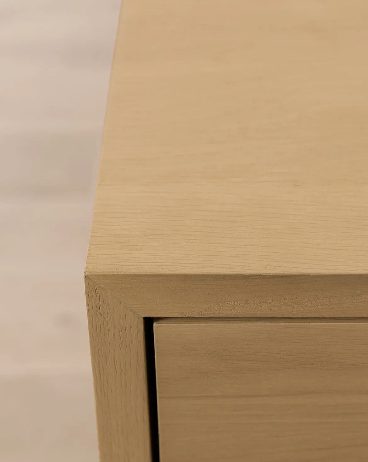 Huxton Dresser