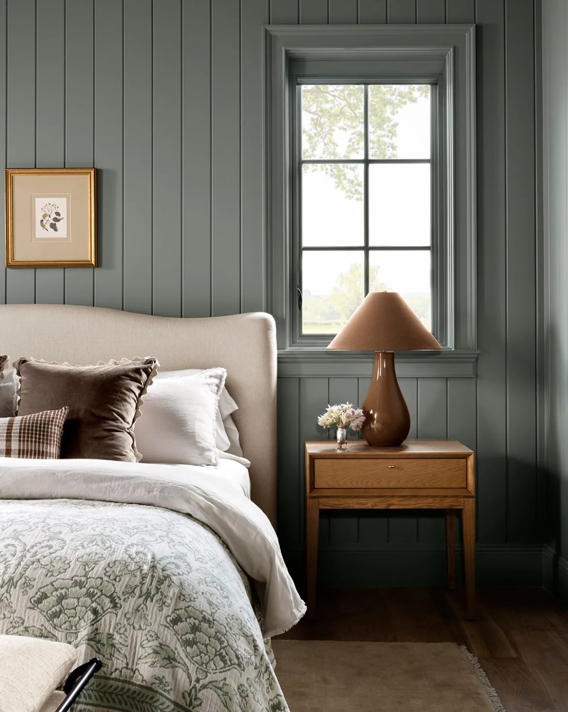 Jahnsen Nightstand