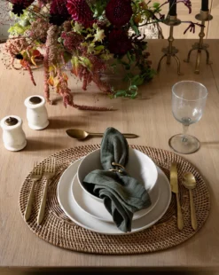 Lilia Flatware (Set of 5)