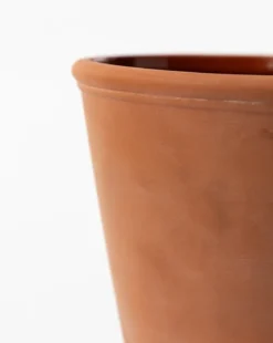 Lorenzo Terracotta Pot