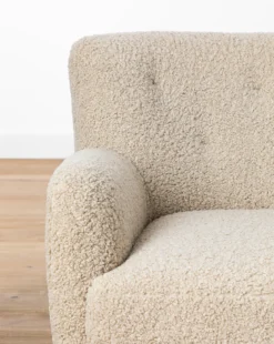 Magda Settee 65.25