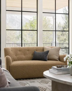 Magda Settee 65.25