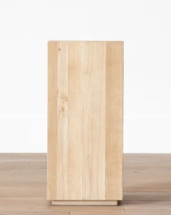 Marlow Pedestal