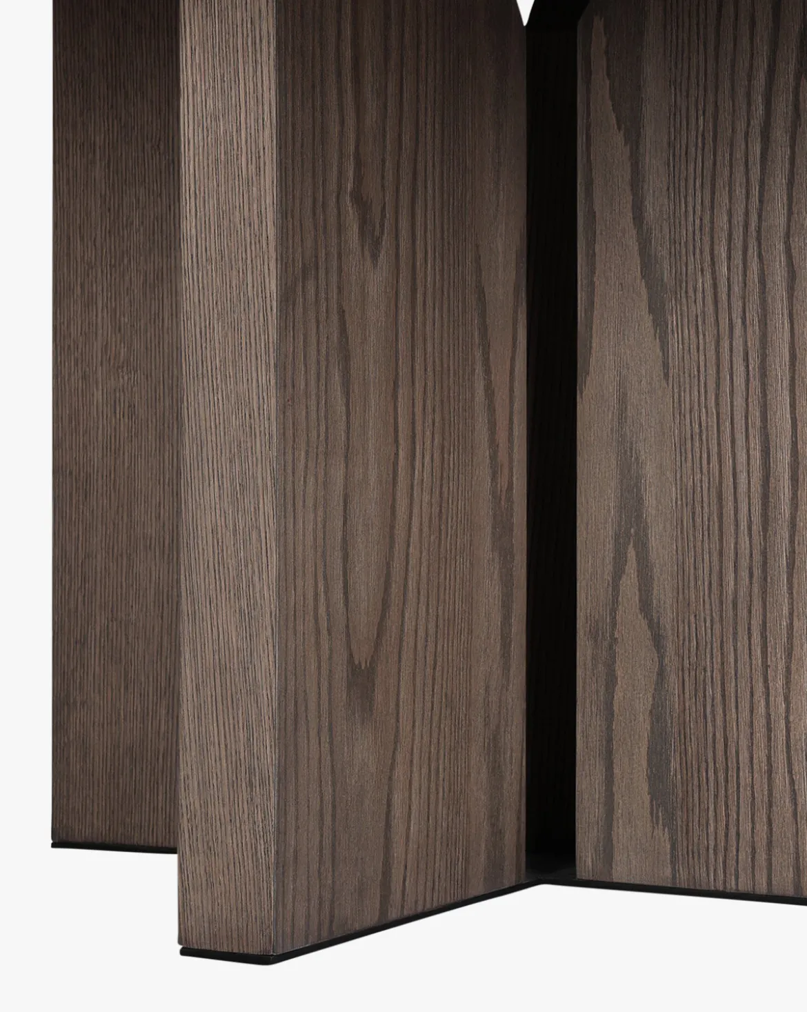 Miriam Round Dining Table