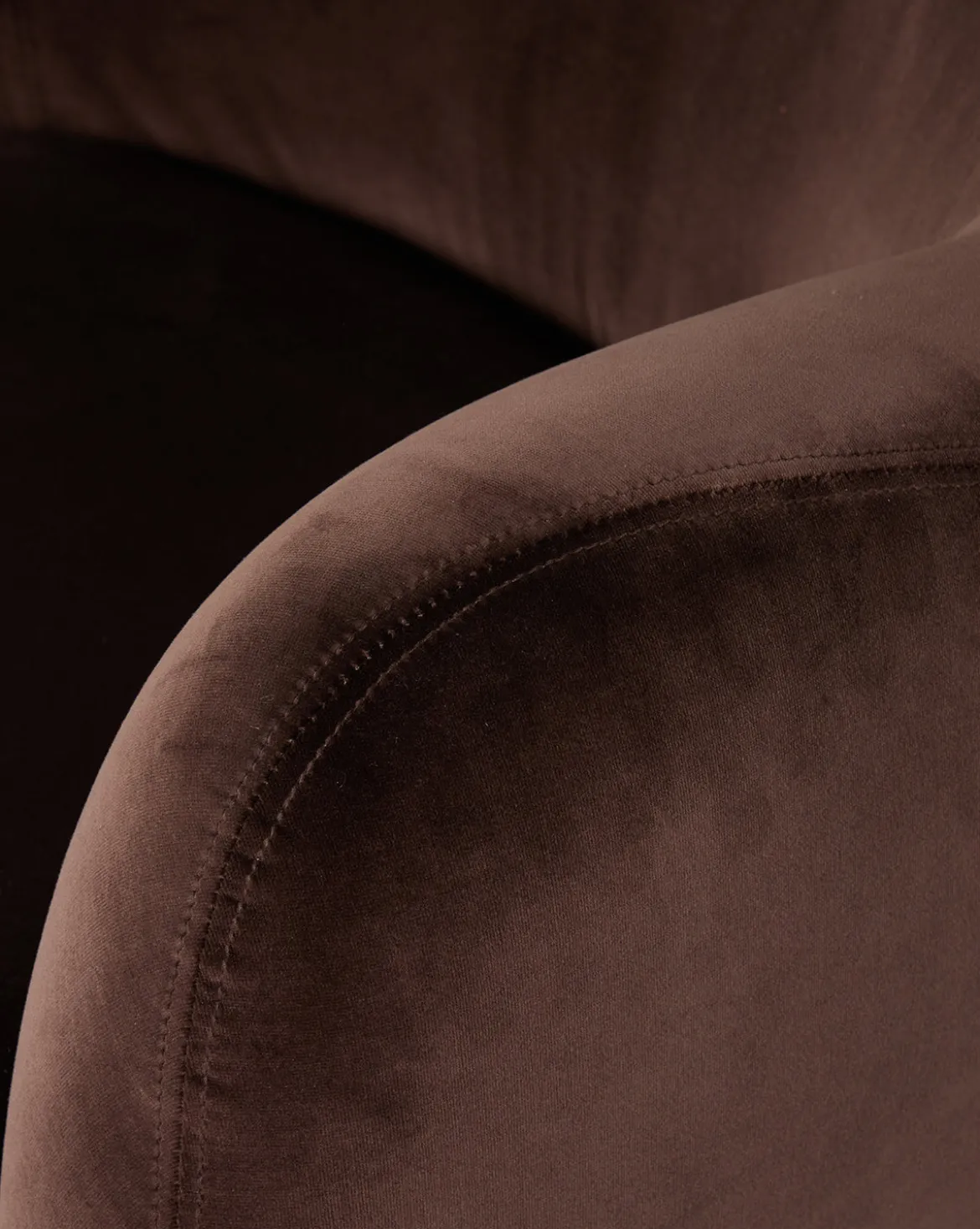 Moira Swivel Chair