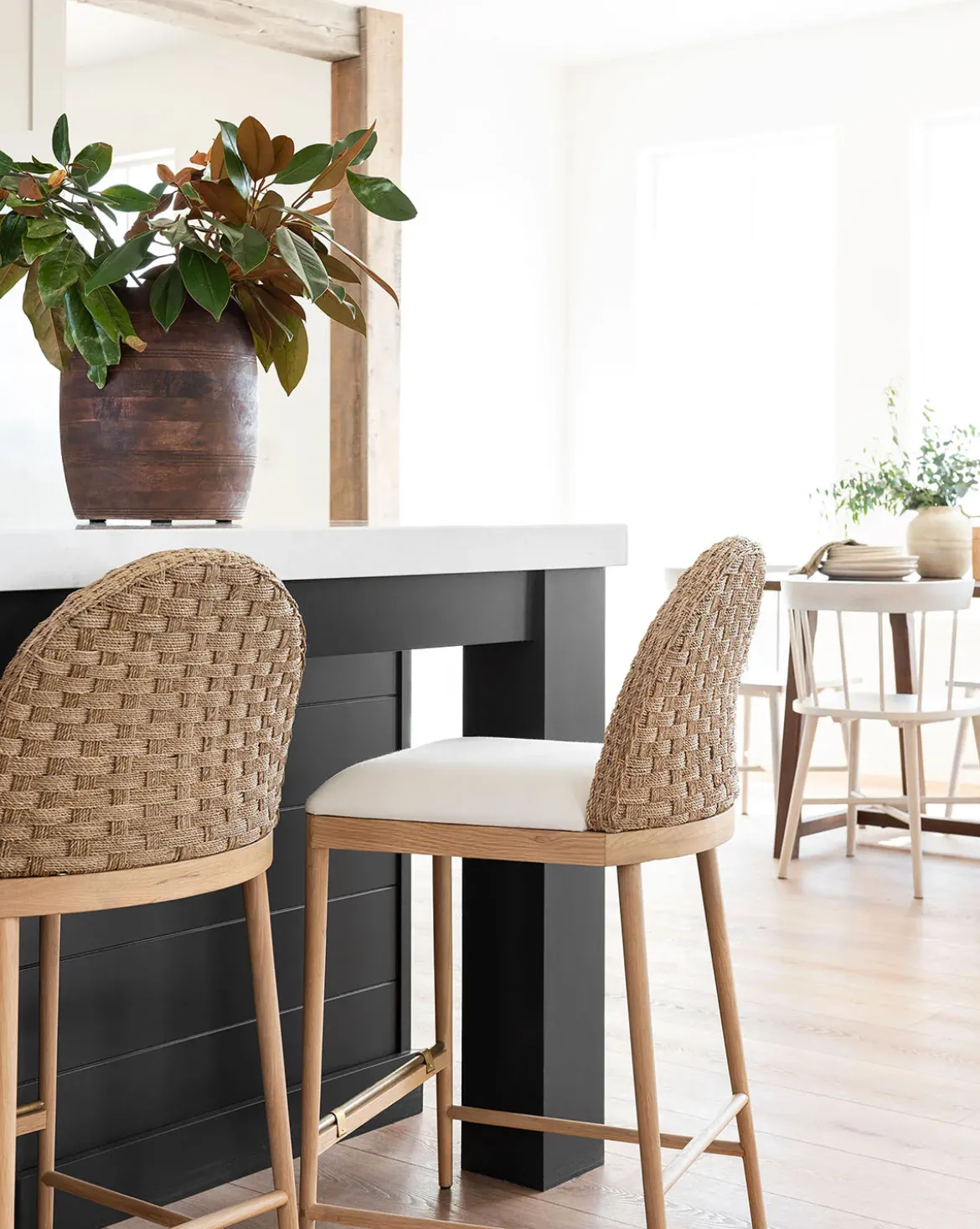 Molly Stool
