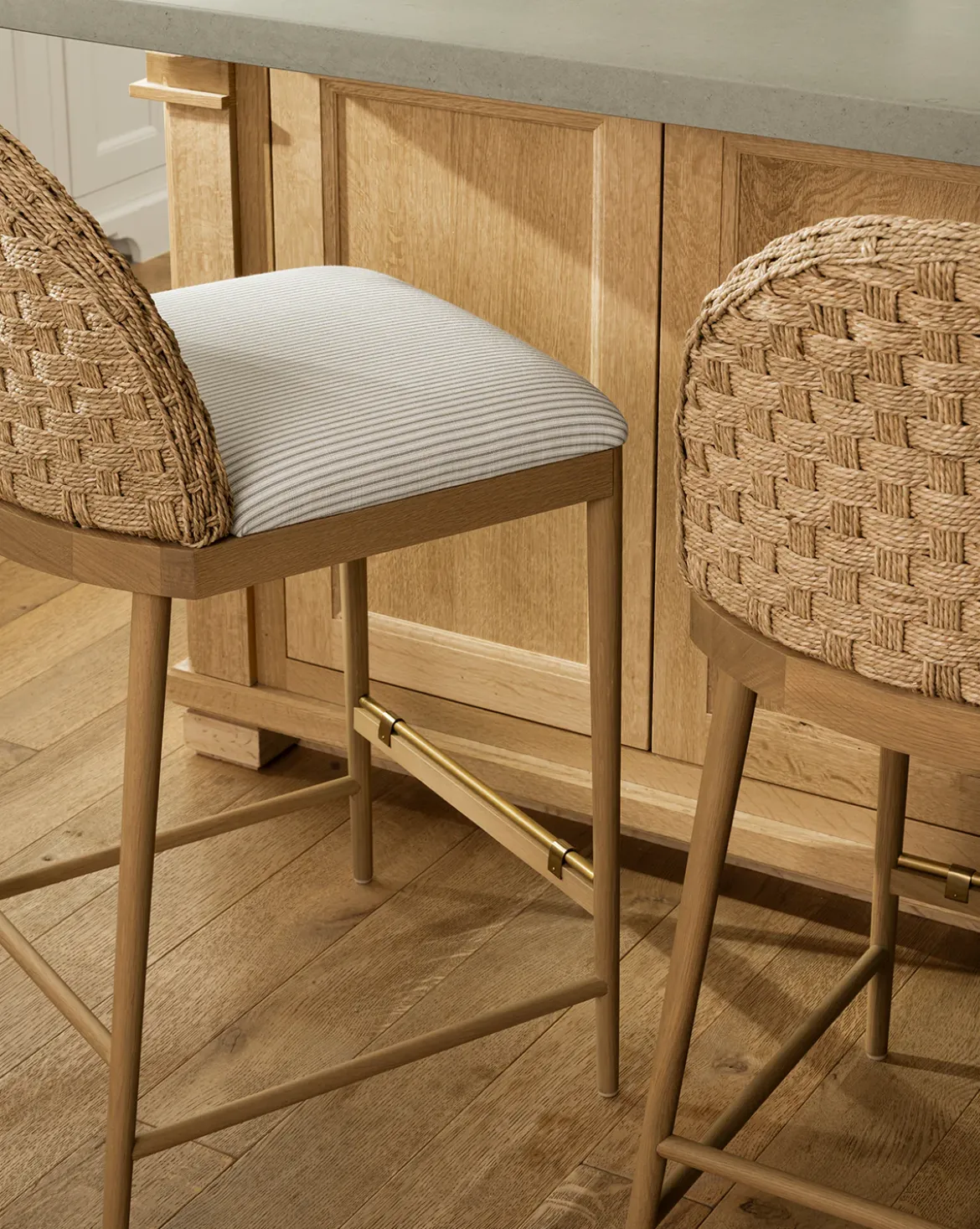 Molly Stool
