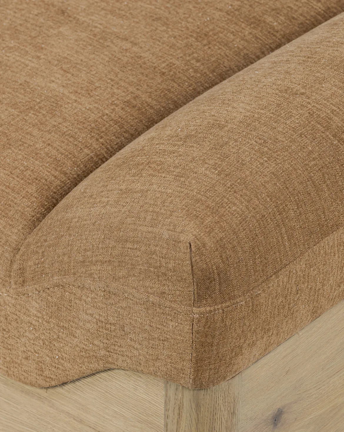 Oakridge Chaise