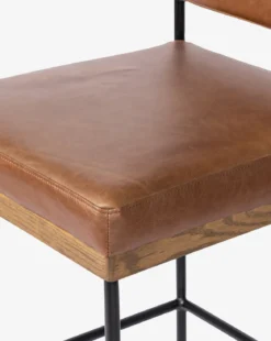 Pascal Stool