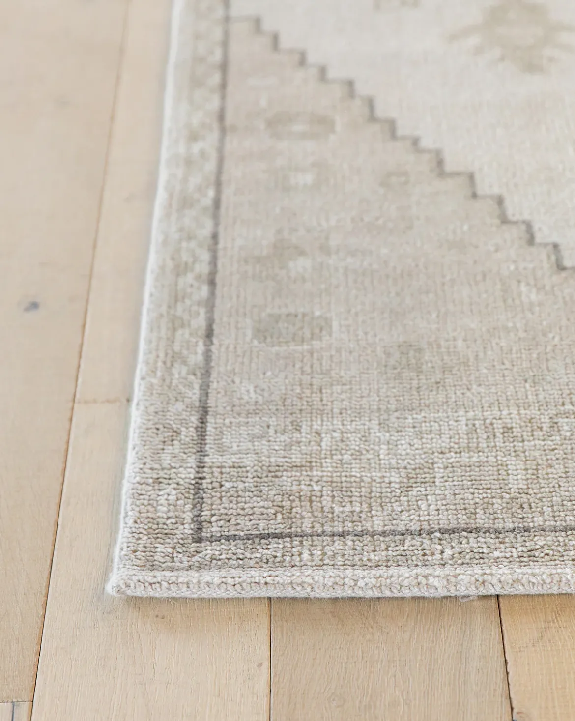 Pembroke Hand-Knotted Wool Rug