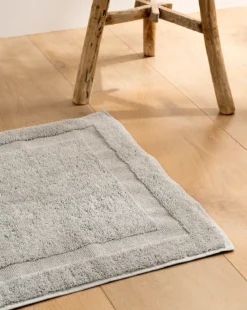 Taunton Bath Mat