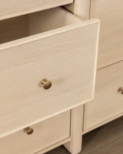 Tellerbeck Dresser