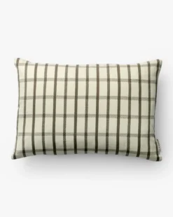 Thisbe Pillow