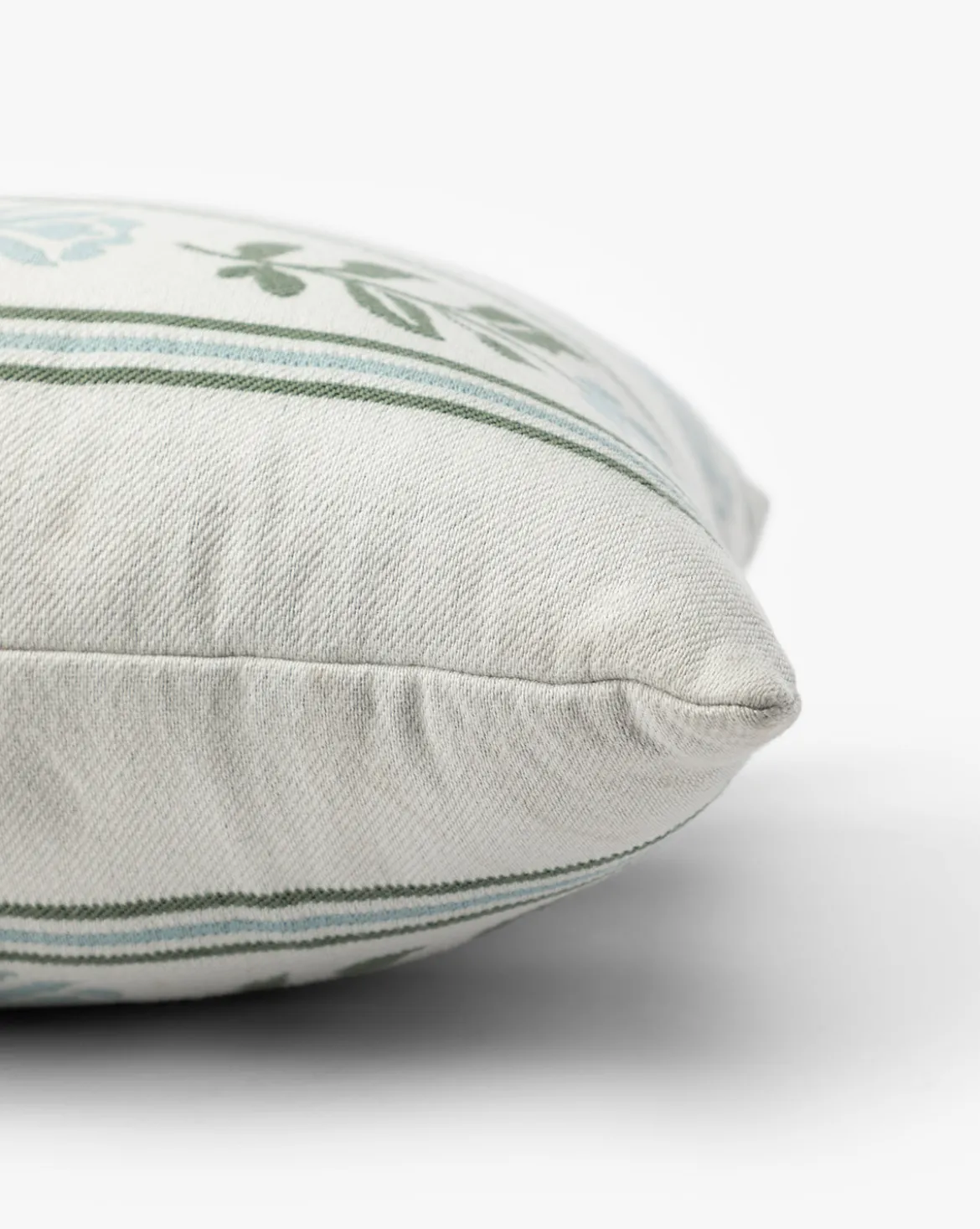 Wells Indoor/Outdoor Pillow