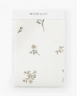 Wembley Floral Wallpaper Swatch