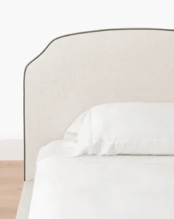 Willoughby Bed