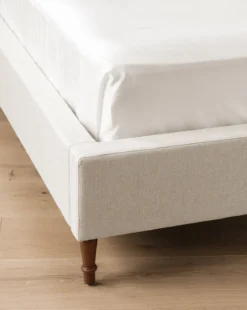 Willoughby Bed